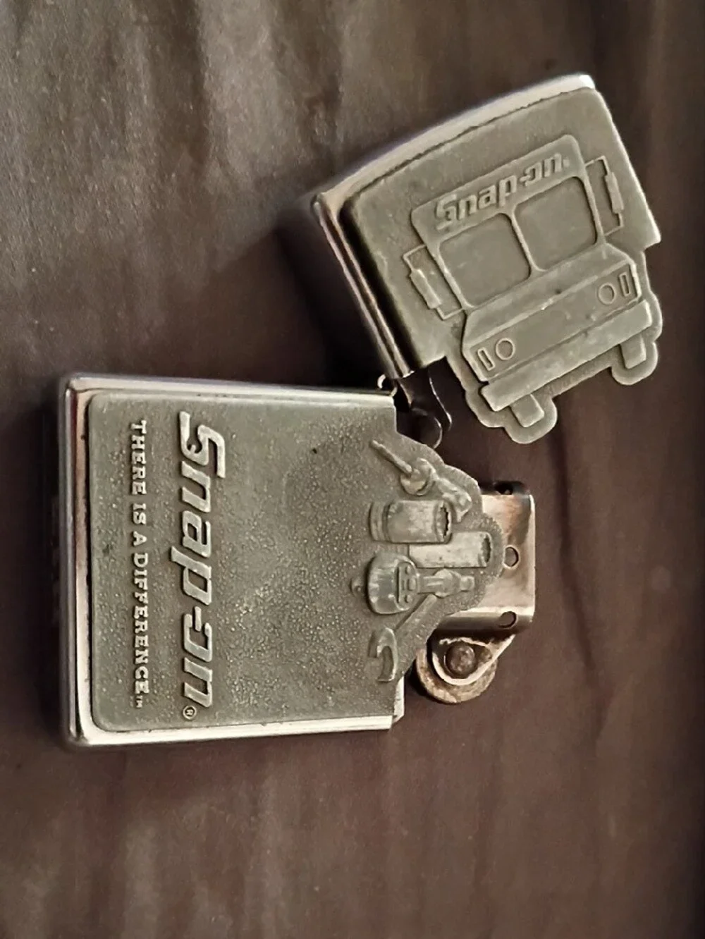Vintage Snap-on Men's Silver Metal Belt Buckle & Snap-on/Zippo